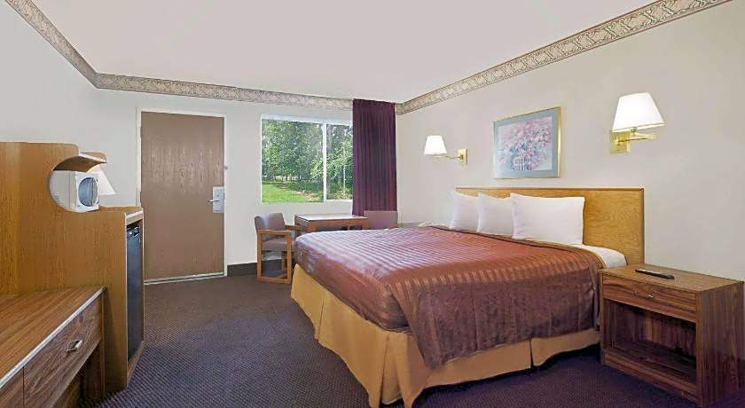 Travelodge by Wyndham Page