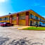 Castle Inn & Suites By OYO Chickasha