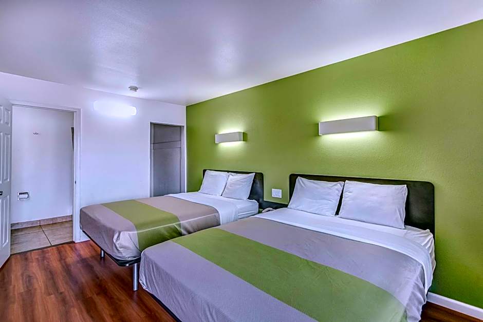 Motel 6-Visalia, CA