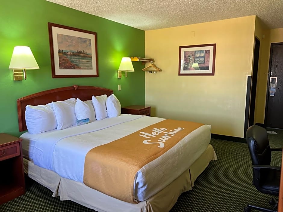 Days Inn by Wyndham Great Bend