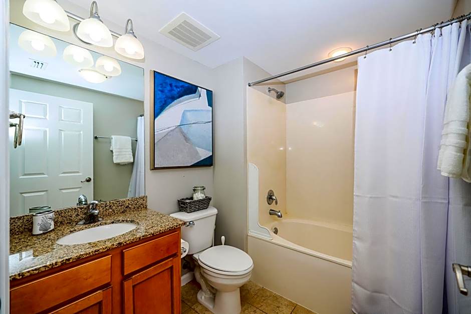 Marvelous 9th Floor Condo Gulf, Pool & Sunset View