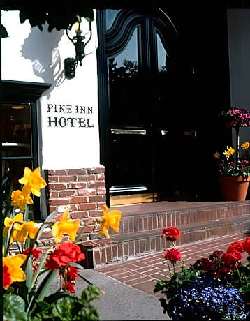 Pine Inn