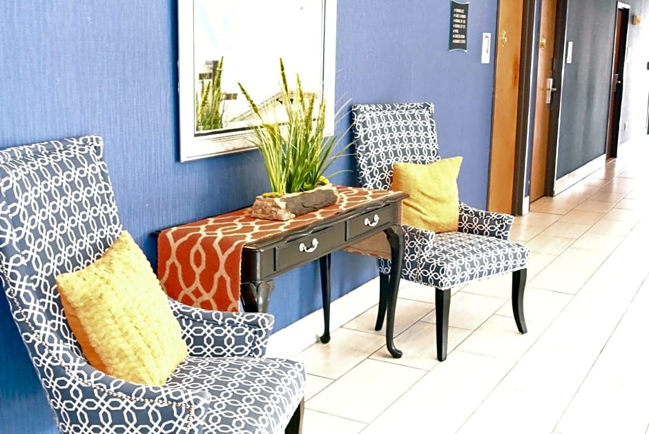 Guesthouse Inn & Suites Lexington