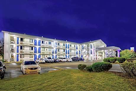 Motel 6-Jackson, MS