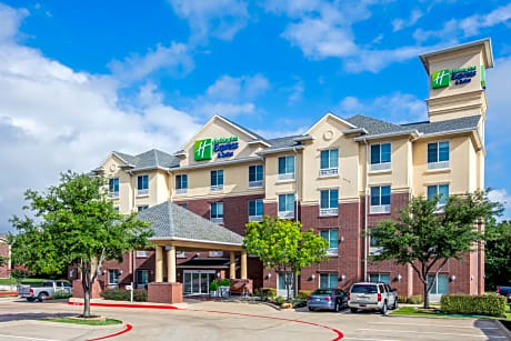 Holiday Inn Express Hotel & Suites Dallas - Grand Prairie I-20