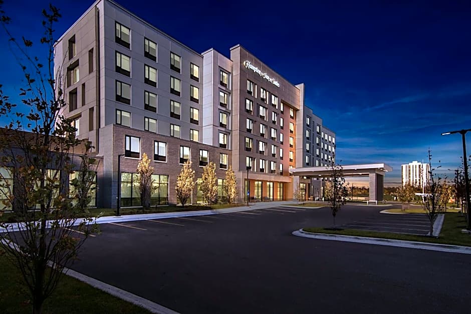 Hampton Inn & Suites Chicago Medical District UIC