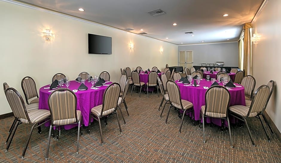 Holiday Inn West Covina Hotel