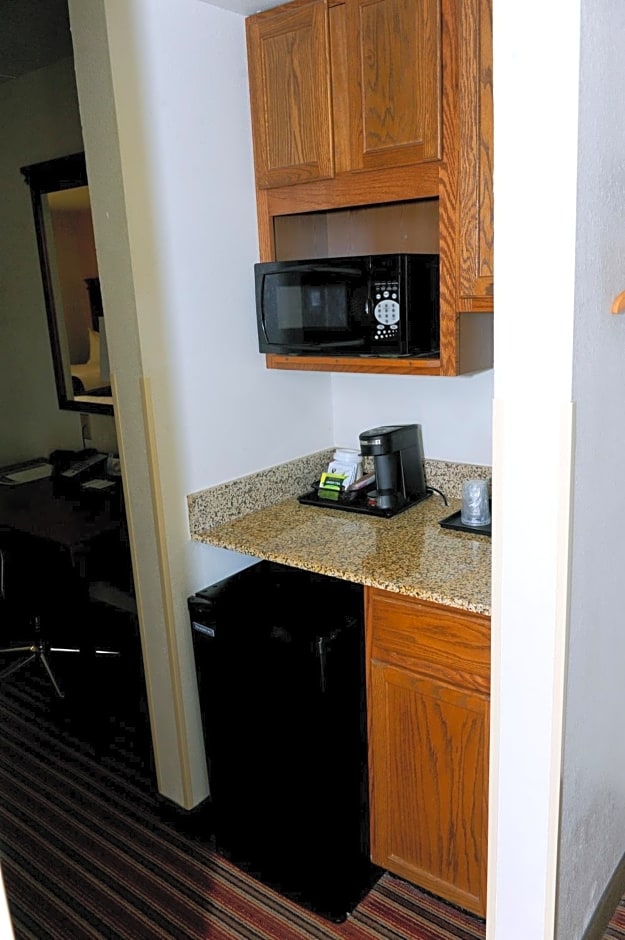Country Inn & Suites by Radisson, Alpharetta, GA