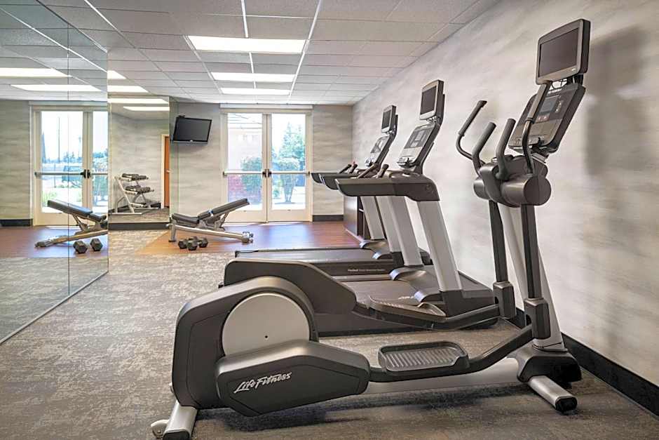 Fairfield Inn & Suites by Marriott Visalia Tulare