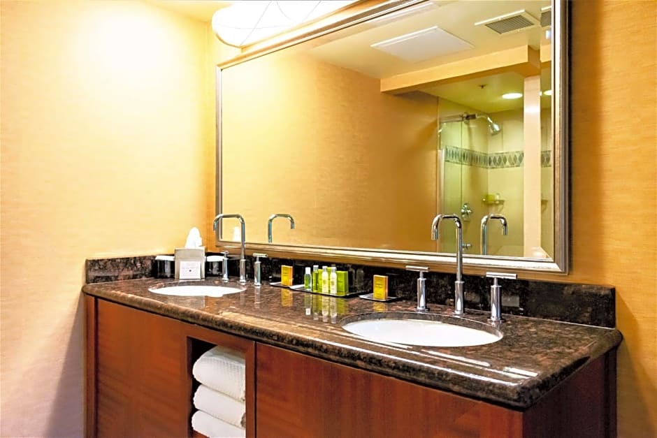 DoubleTree By Hilton San Jose