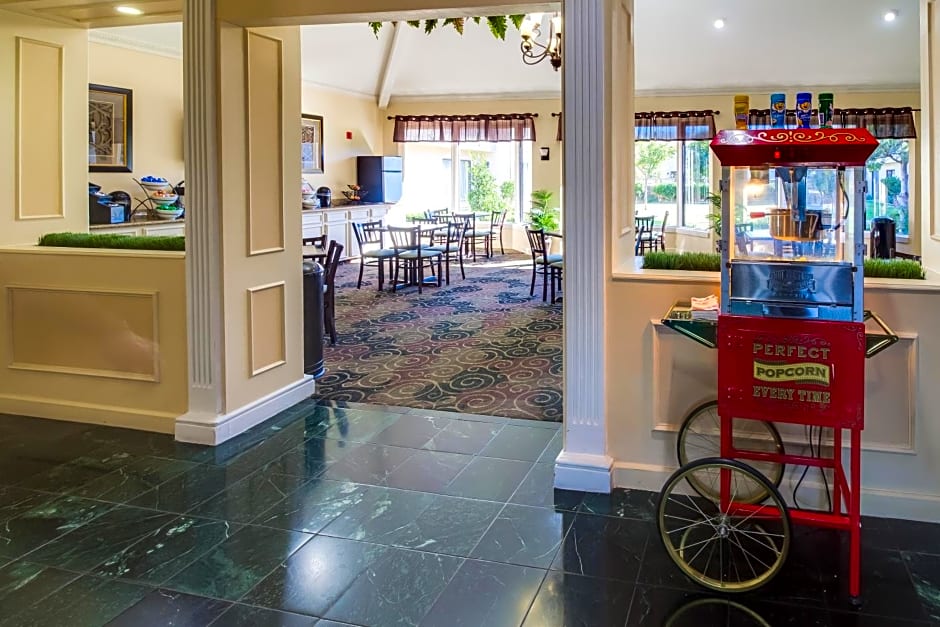 Ashmore Inn And Suites Lubbock
