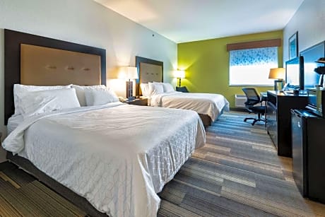 2 Queen Beds, Nonsmoking, Accessible
