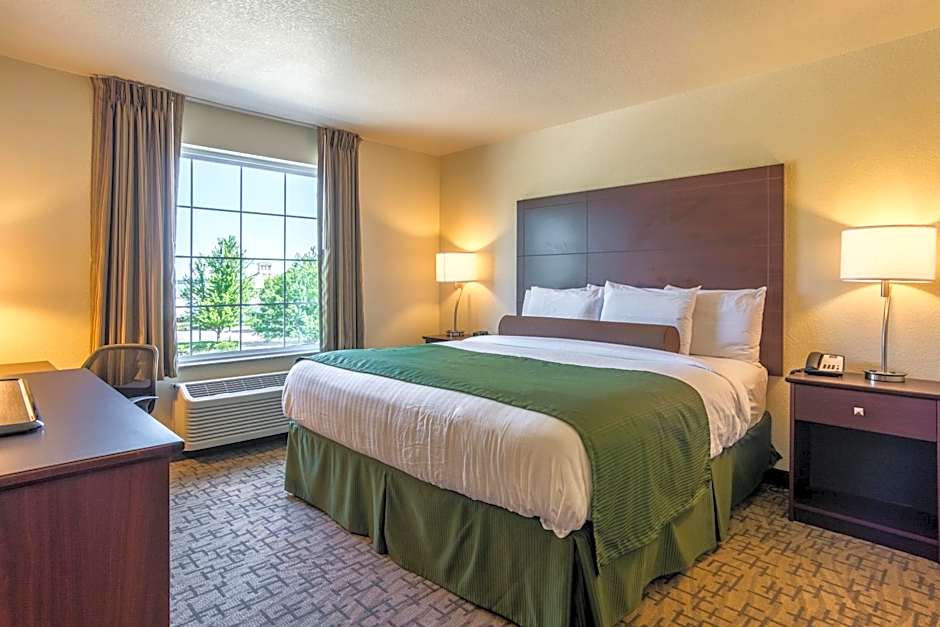 Cobblestone Inn and Suites Devils Lake