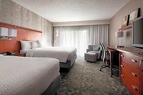 Queen Room with Two Queen Beds and Roll-in Shower - Mobility and Hearing Accessible