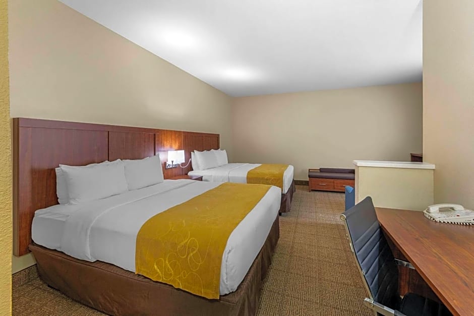 Comfort Suites Tulare