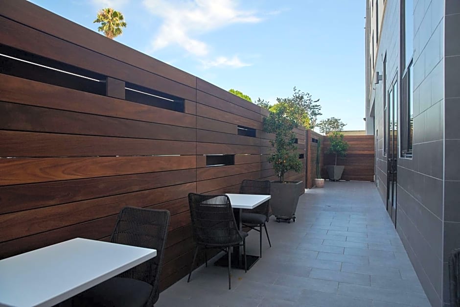 Hampton Inn By Hilton & Suites Los Angeles/Sherman Oaks