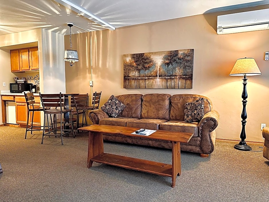 The Lodge at Leathem Smith
