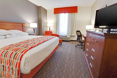 Deluxe King Room with Spa Tub