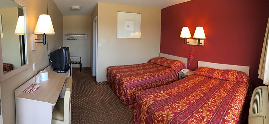 Hilltop Inn & Suites