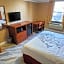 Town House Inn and Suites