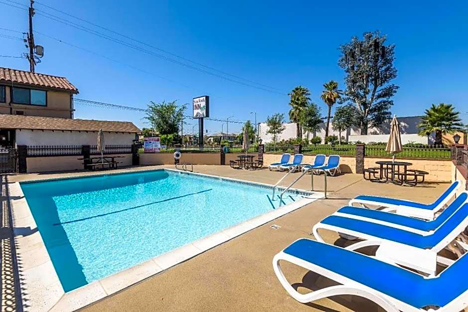 Sea Rock Inn-Los Angeles