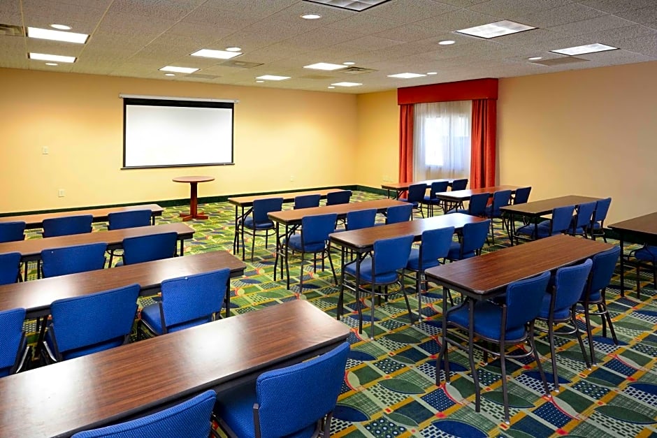 Hampton Inn By Hilton Fayetteville Fort Bragg