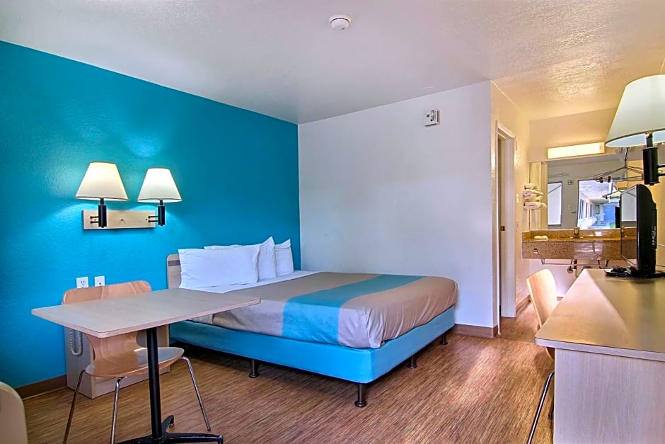 Motel 6-Lubbock, TX