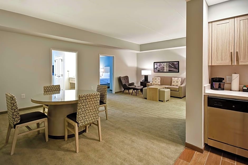 Homewood Suites By Hilton Greenville Downtown