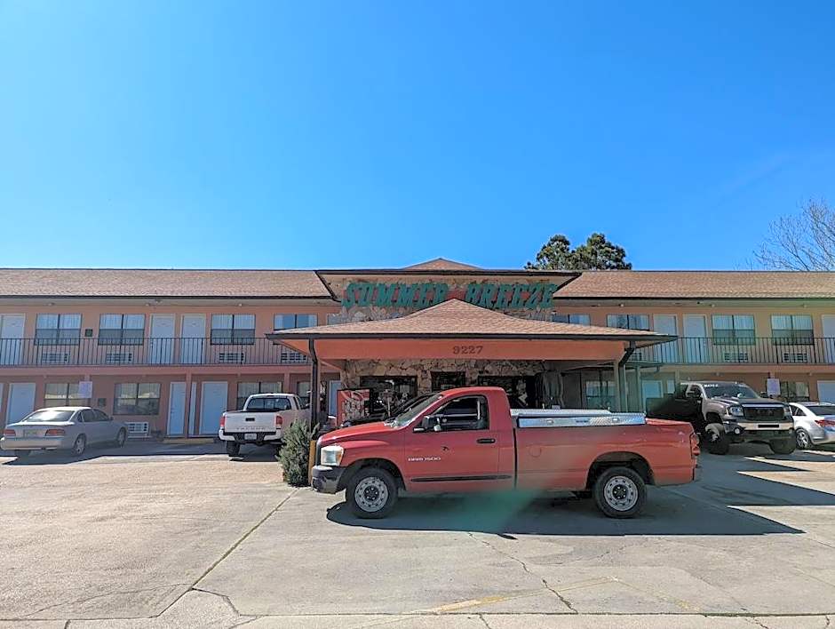 Summer Breeze Motel