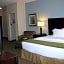 Holiday Inn Express & Suites Pittsburg
