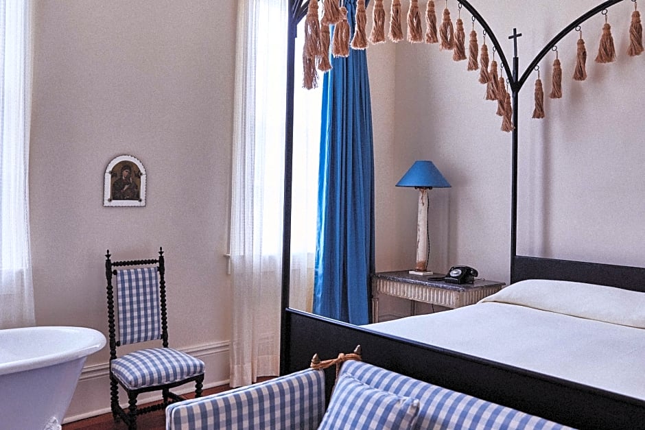 Hotel Peter and Paul