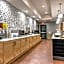 La Quinta Inn & Suites by Wyndham Woodway - Waco South