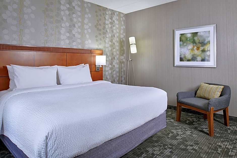 Courtyard By Marriott Chicago Oakbrook Terrace