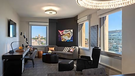 Historic Suite, 1 Bedroom Executive Suite, 1 King, City view