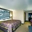 Super 8 by Wyndham Lexington Winchester Rd