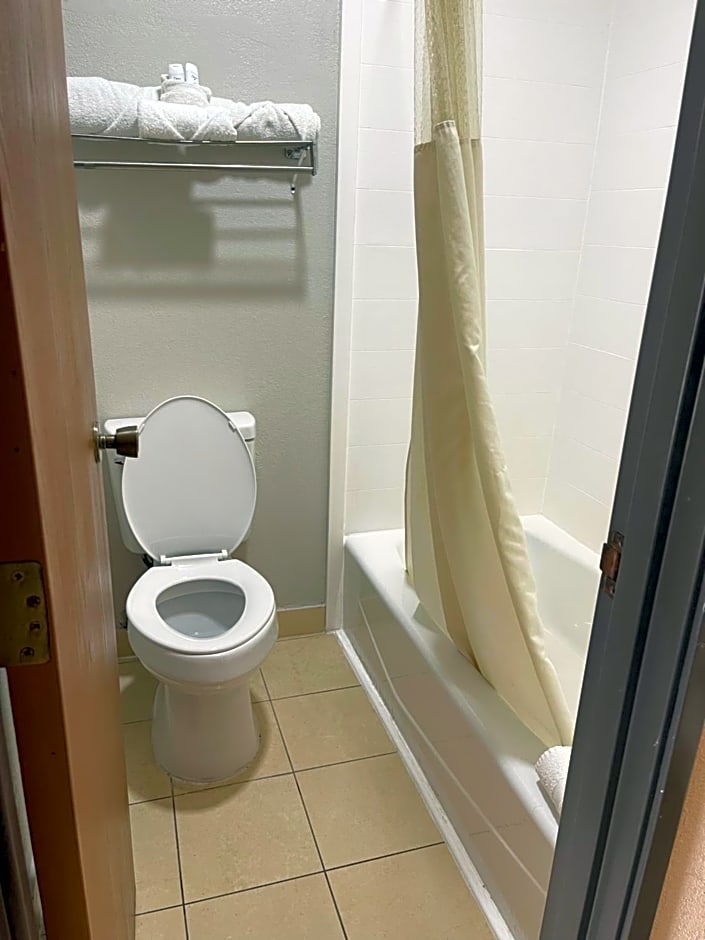 Travelodge by Wyndham Tucson AZ