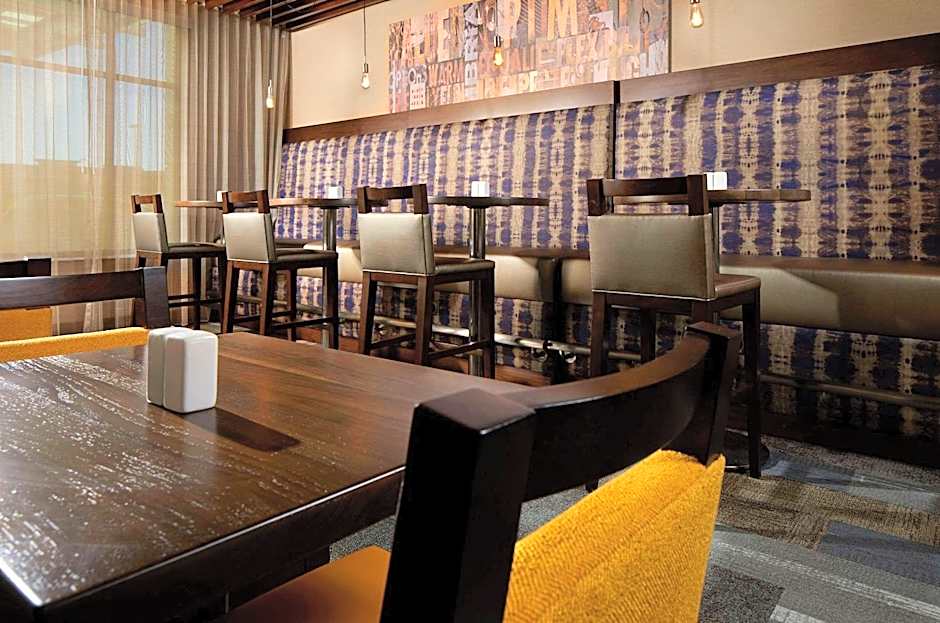 Cambria Hotel Phoenix Chandler - Fashion Center