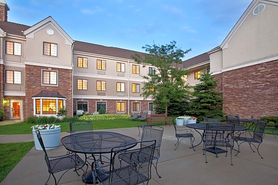 Staybridge Suites Lincolnshire