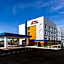 Hampton Inn & Suites Bakersfield Central