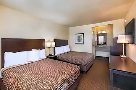 2 Queen Beds No-Smoking Room