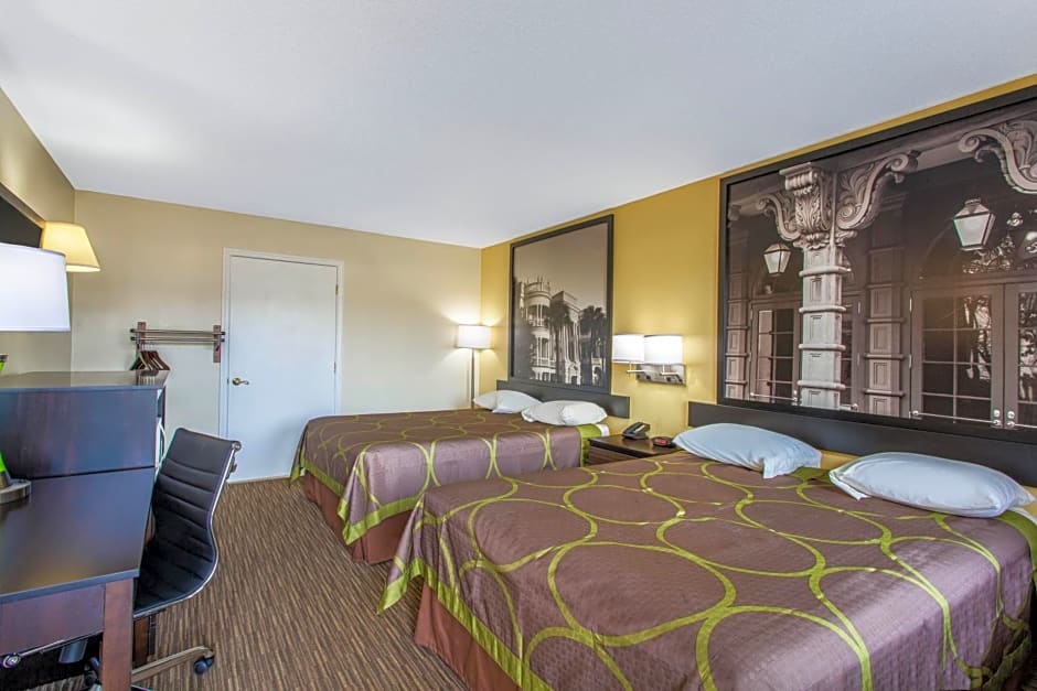 Super 8 by Wyndham Florence