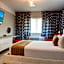 Oceanside Hotel and Suites