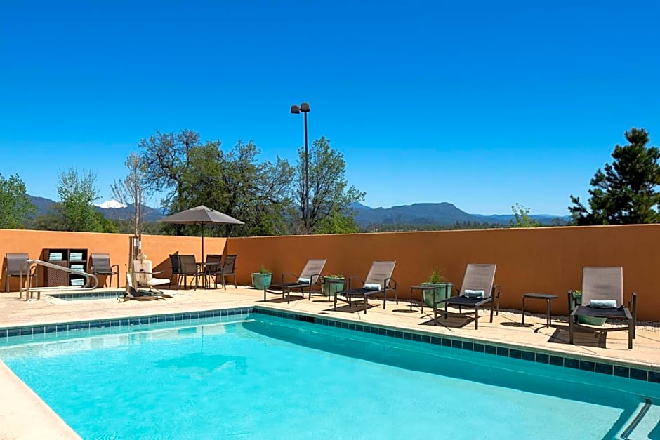 Fairfield Inn & Suites by Marriott Redding
