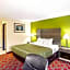 Norwood Inn & Suites Milwaukee