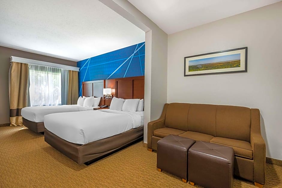 Comfort Suites Omaha East-Council Bluffs