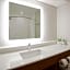 Holiday Inn Express Hotel & Suites Minneapolis-Golden Valley
