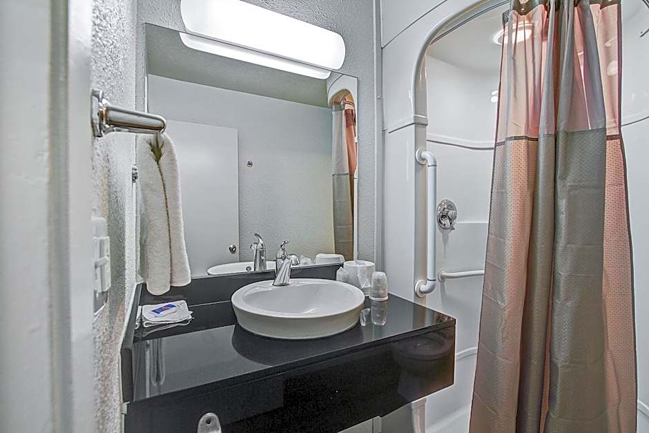 Motel 6-Green Bay, WI