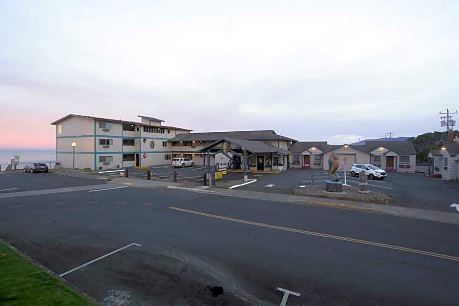 Seahorse Oceanfront Lodging