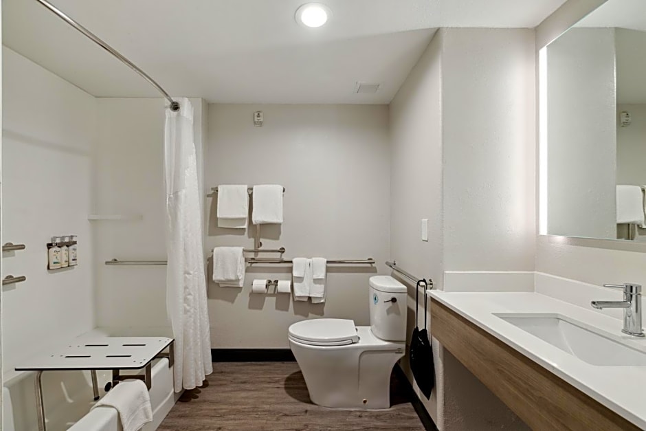 Holiday Inn Express Hotel & Suites Vacaville