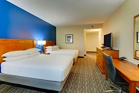 Superior Queen Room with Two Queen Beds - Accessible, Tub
